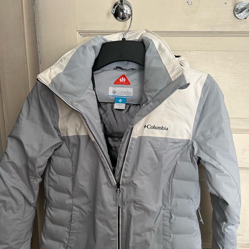 *NEW W/O TAGS* Columbia ski jacket
